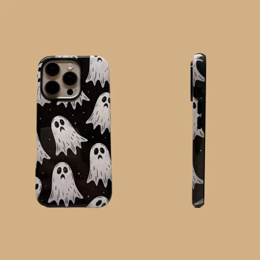 This Halloween phone case features a pattern of sad little ghosts on a black background, offering a simple yet mysterious touch of Halloween style.