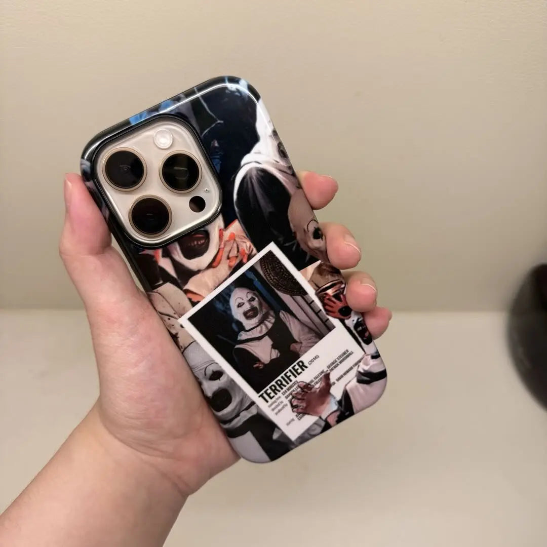 This Halloween phone case perfectly blends classic horror movie elements, bringing a unique trendy vibe that makes it a must-have fashion item for the season.