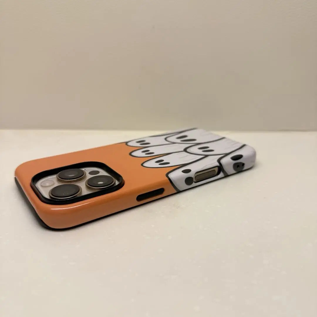 This Halloween phone case perfectly blends classic horror movie elements, bringing a unique trendy vibe that makes it a must-have fashion item for the season.