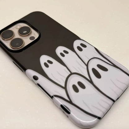 This Halloween phone case perfectly blends classic horror movie elements, bringing a unique trendy vibe that makes it a must-have fashion item for the season.