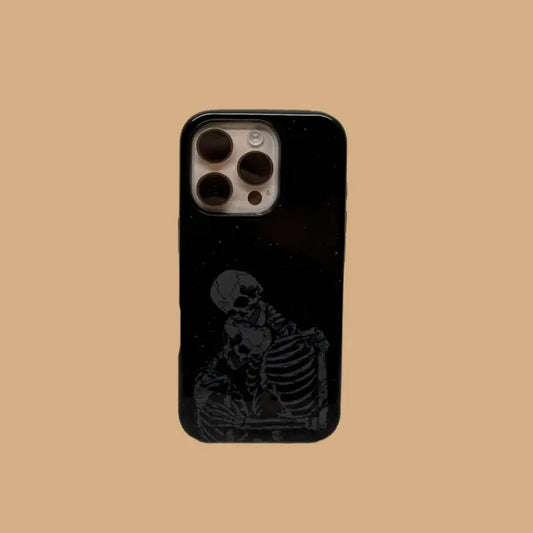 The Halloween phone case features the iconic Ghostface from Scream as its main theme, incorporating flame and text element for a trendy and eye-catching design.