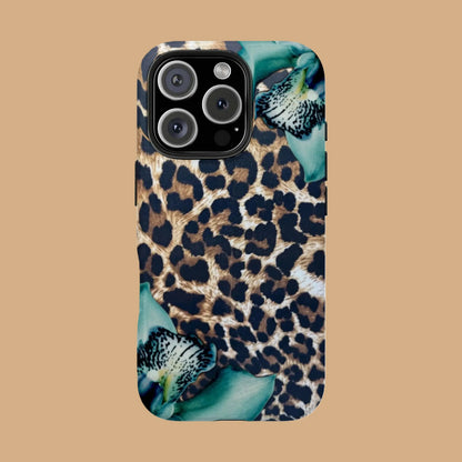 Vintage Teal Leopard Print Aesthetic Phone Case design - MIMOCASE