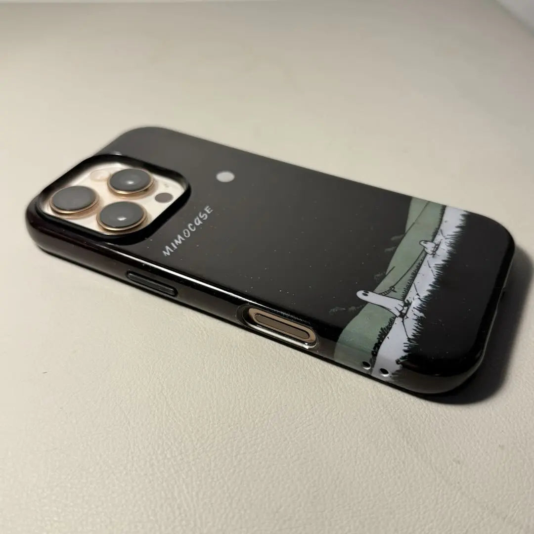 DOG WALKING PHONE CASE mimocase