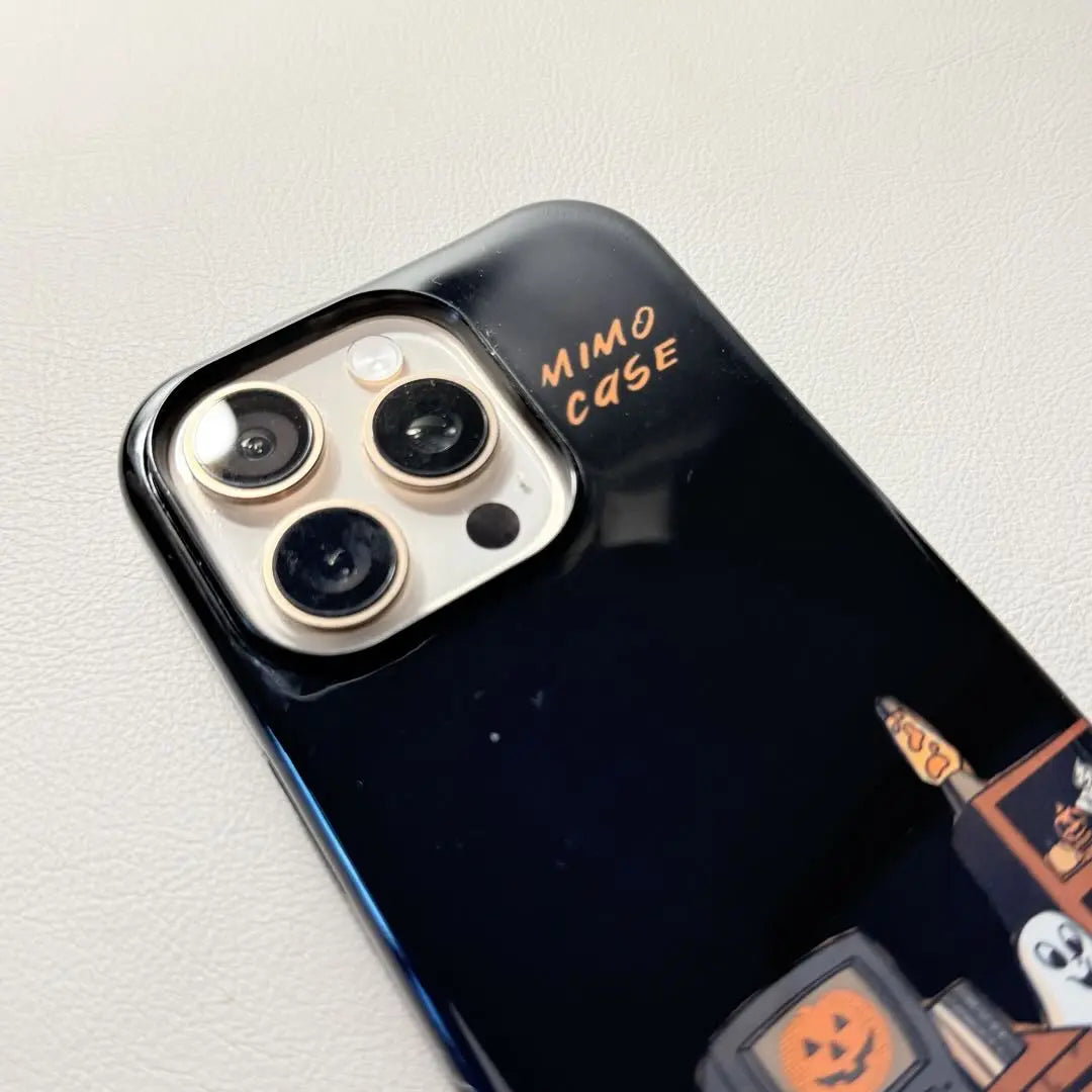 A LONELY HALLOWEEN PHONE CASE mimocase